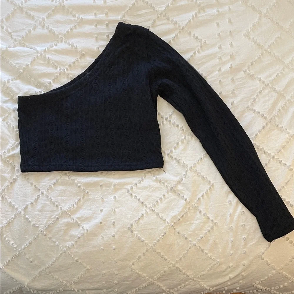POL Off-the-Shoulder Black Sweater nwot large